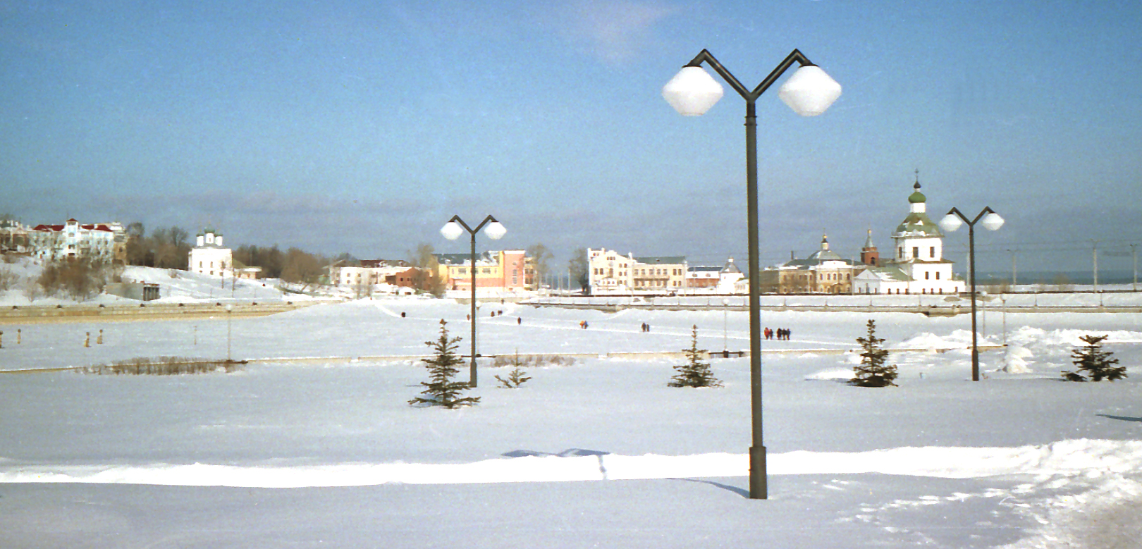 Зима на заливе: ледовый городок Чебоксар